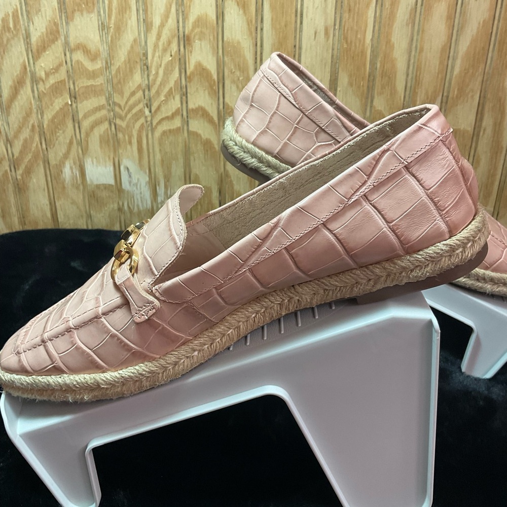 SCHUTZ Blush Croc-Patterned Loafers with Gold Accent - Picture 3 of 10